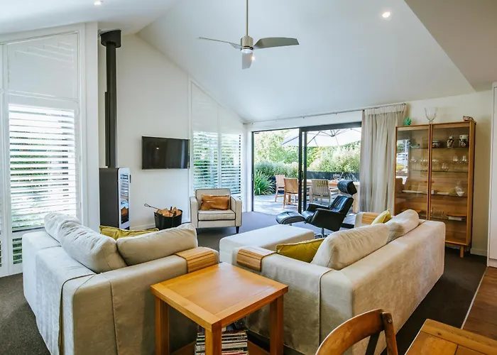 Holiday home Number 3 - Close To - Family Friendly Wanaka